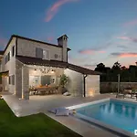 Zoe * Ladici