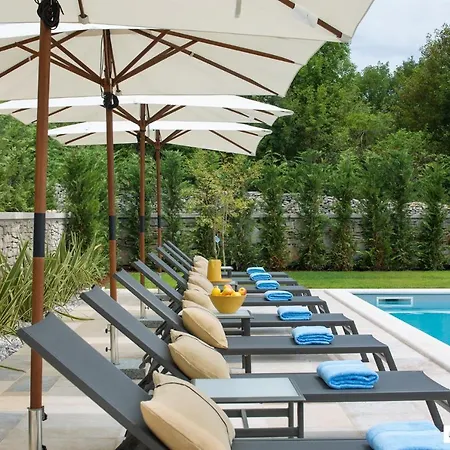 Вилла Zoe Ladici